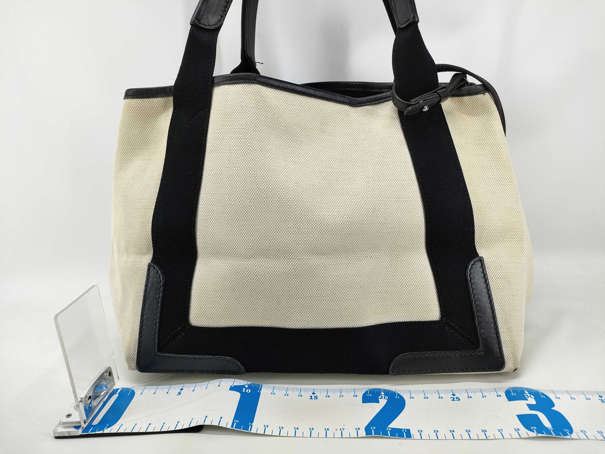 BALENCIAGA Navy Bath 339933 Included: Pouch and Bag