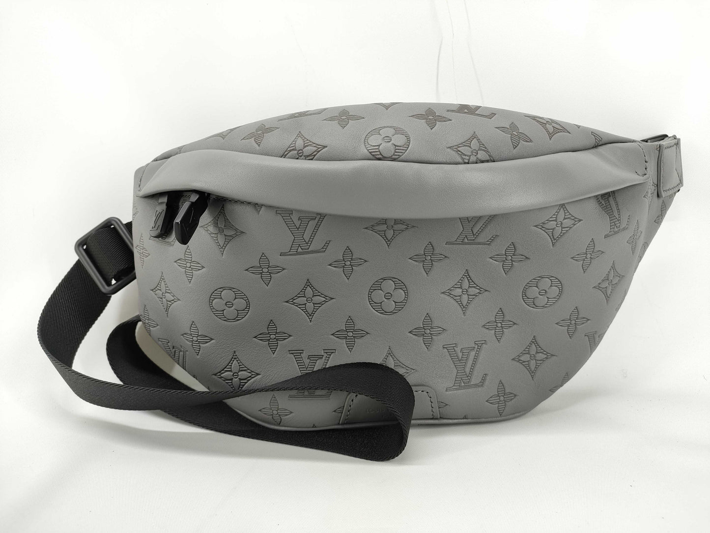 LOUIS VUITTON Louis Vuitton Monogram Shadow Discovery Bum Bag PM M46108 Waist Bag