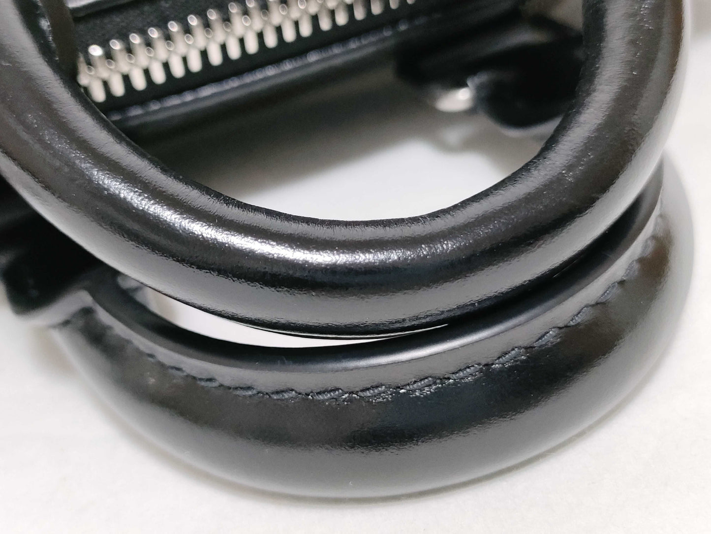 LOUIS VUITTON LV Night Keepall Cargo Bandouliere 25 M13988 RFID. Accessories: Box, dust bag, receipt, paper bag.