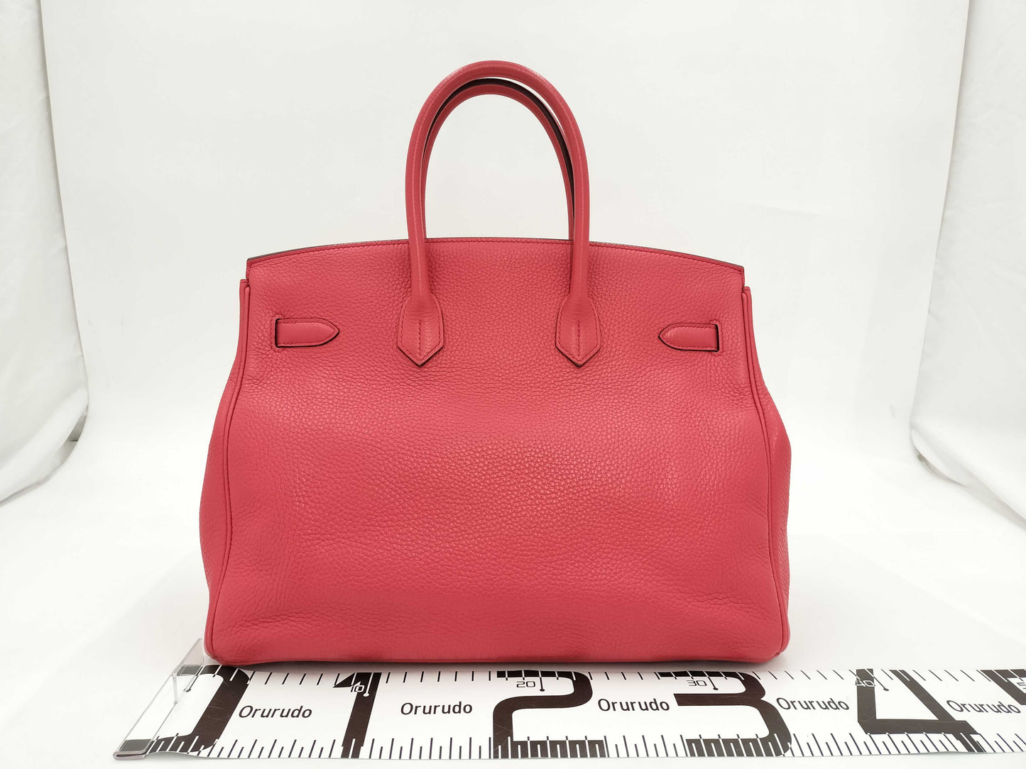 HERMES Birkin 35 Handbag with Cadena X-Engraved Handbag