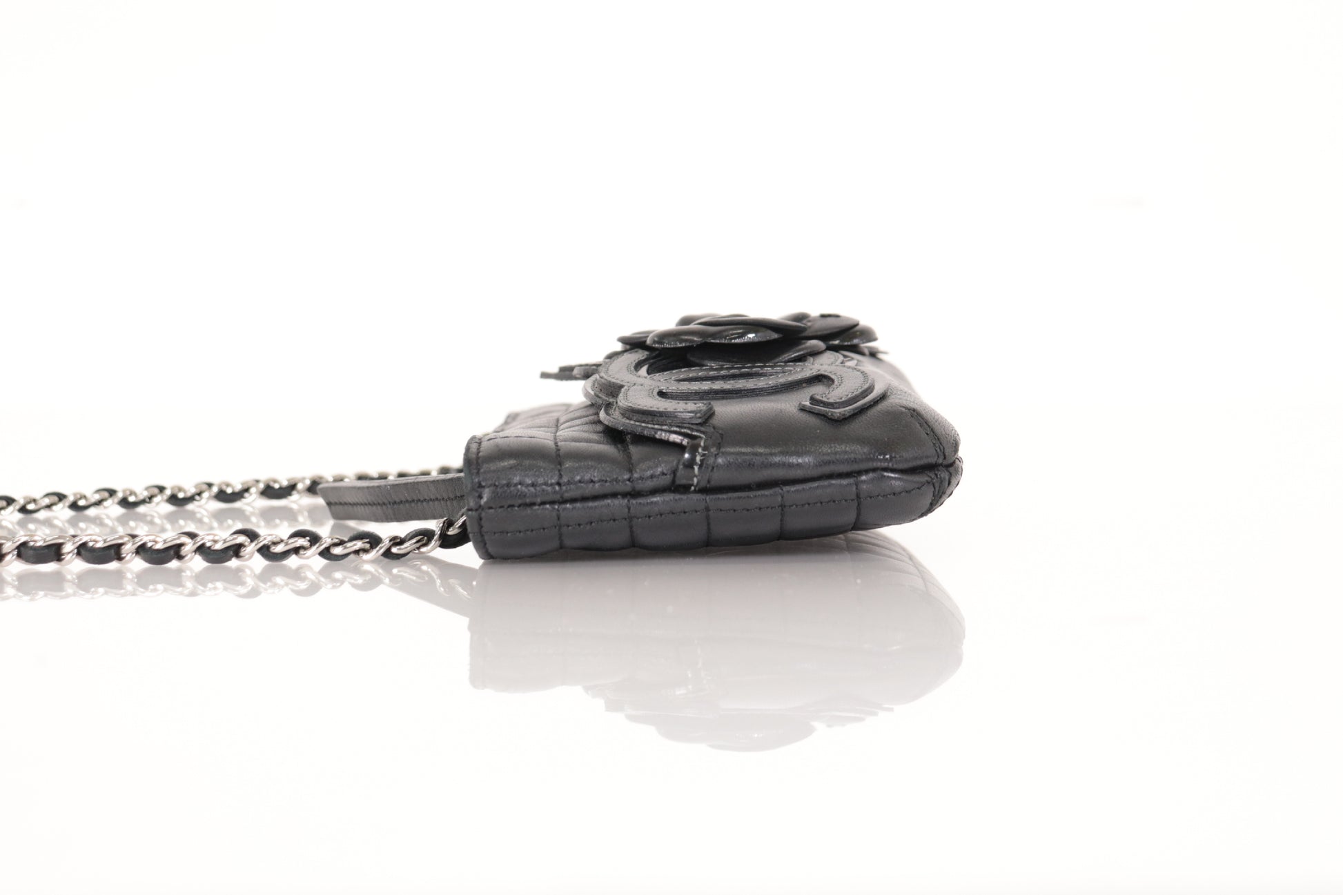 CHANEL Camellia Chocolate Bar Lamb Mini Chain Shoulder SV Hardware 10th Series Shoulder Bag