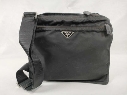 PRADA Nylon Nylon Black Triangle Logo Plate No Gusset White Tag Zipper: LAMPO Shoulder Bag