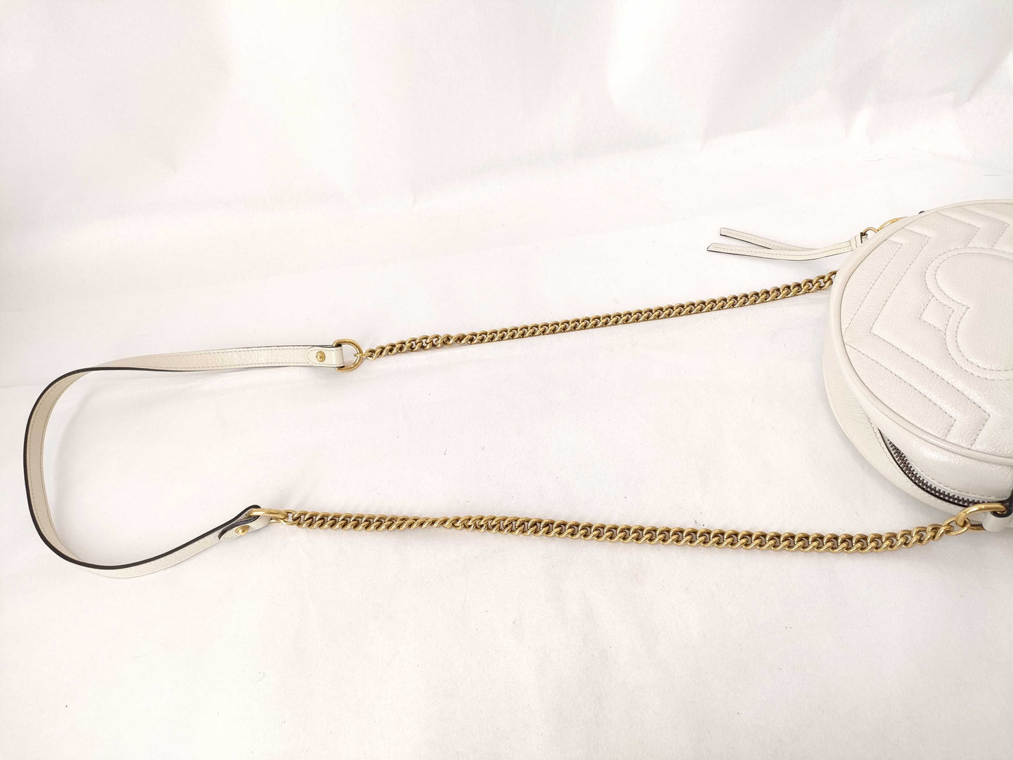GUCCI GG Marmont Round Chain Shoulder Bag in Ivory Leather 