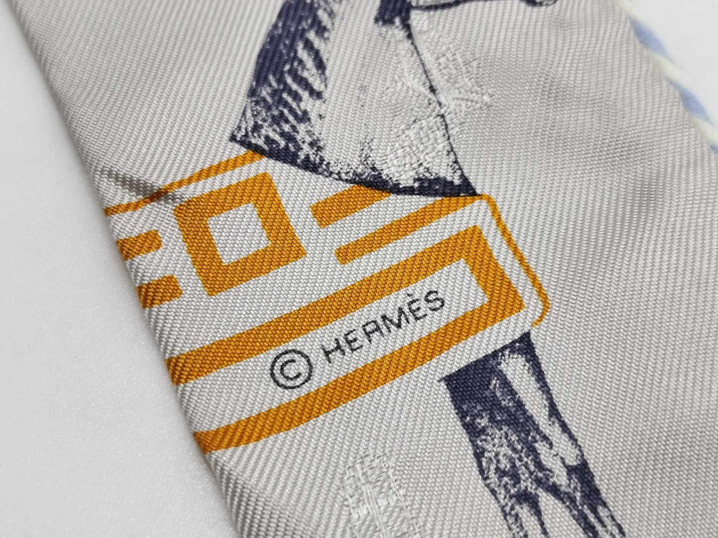 HERMES Twilly Hermès Twilly Garde Robe Pop Silk Argento x Multicolor Scarf