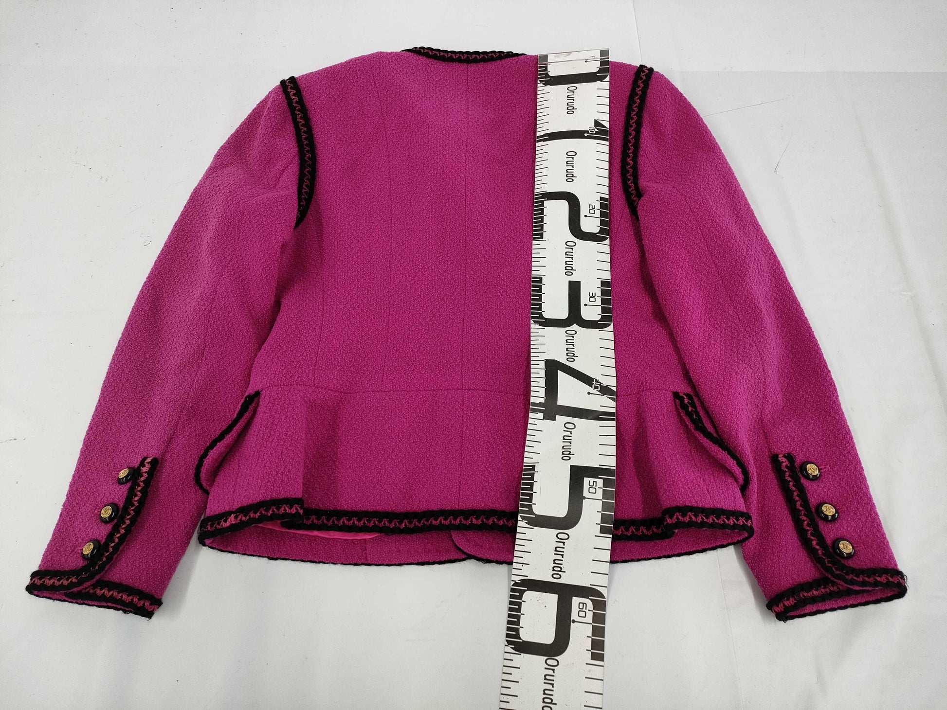 CHANEL Fall/Winter Vintage Jacket Pink x Black Jacket