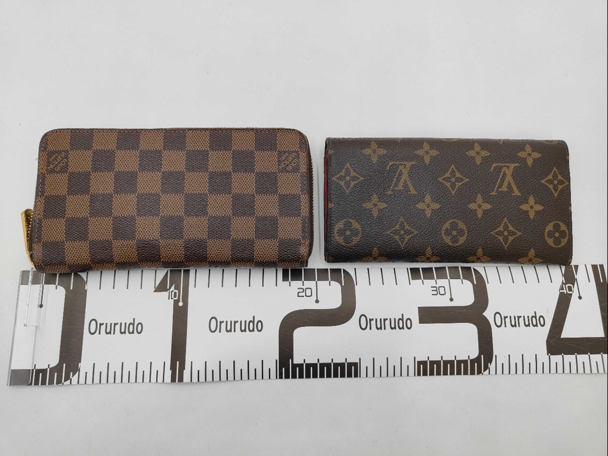 LOUIS VUITTON LV 2-piece wallet