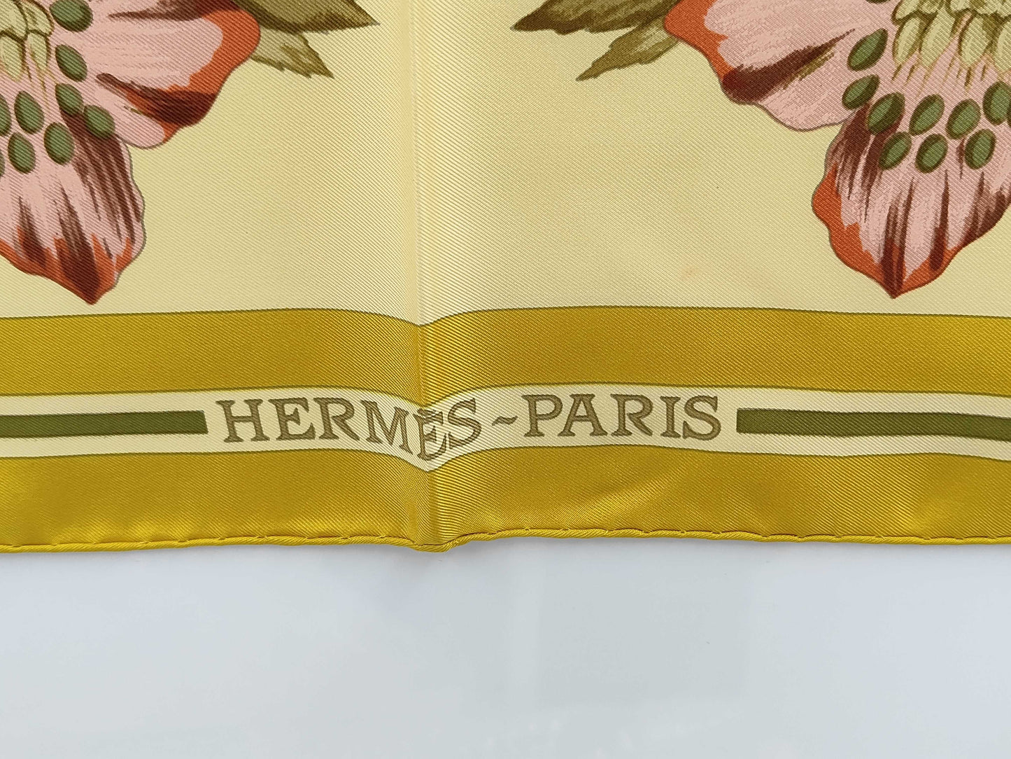 HERMES scarf