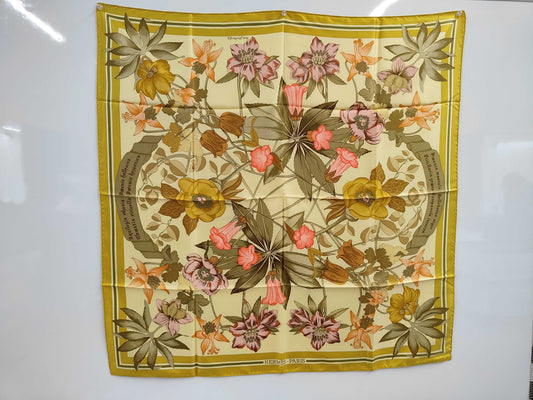 HERMES scarf