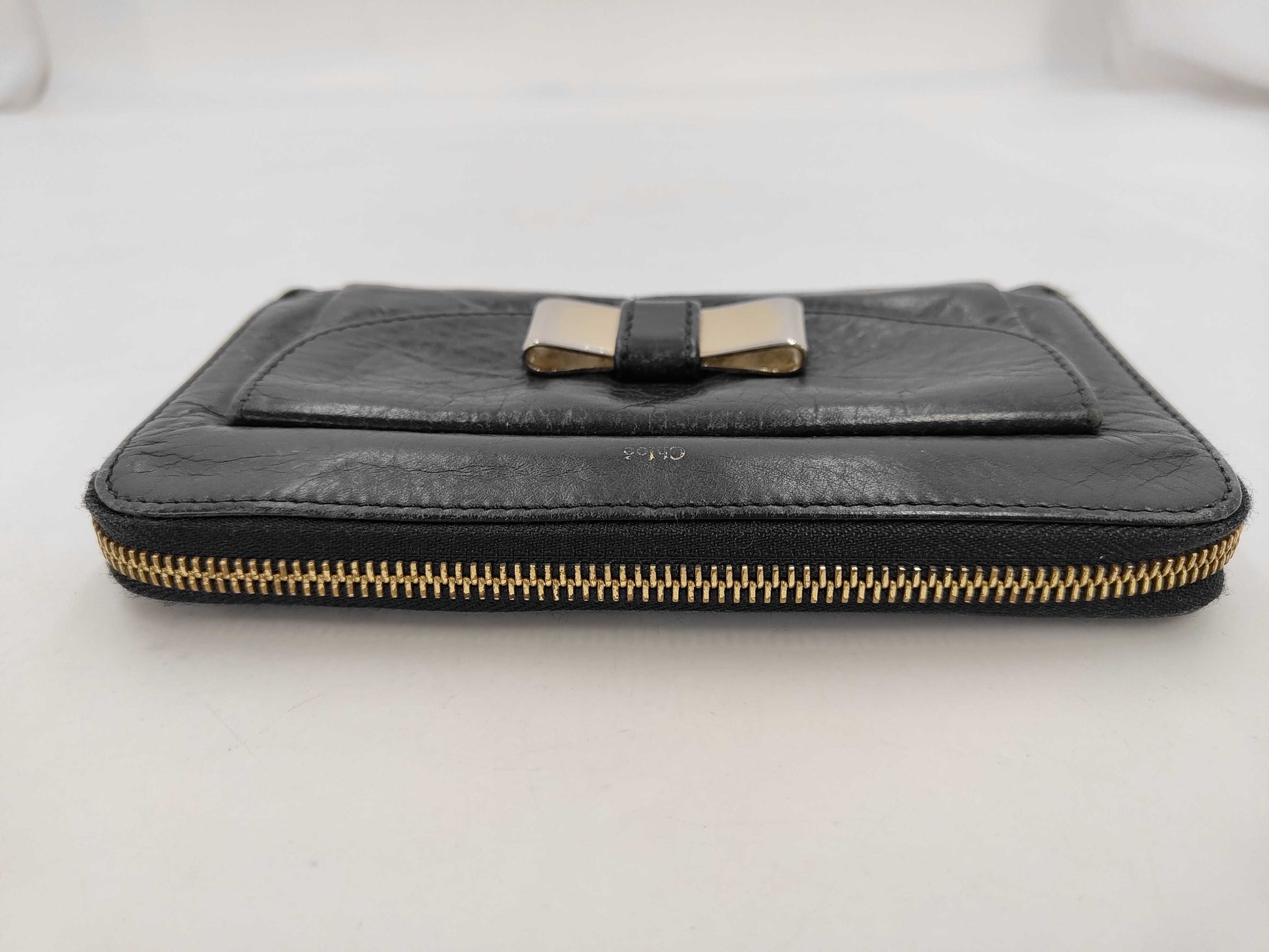 chloe Chloe Round Zipper Wallet