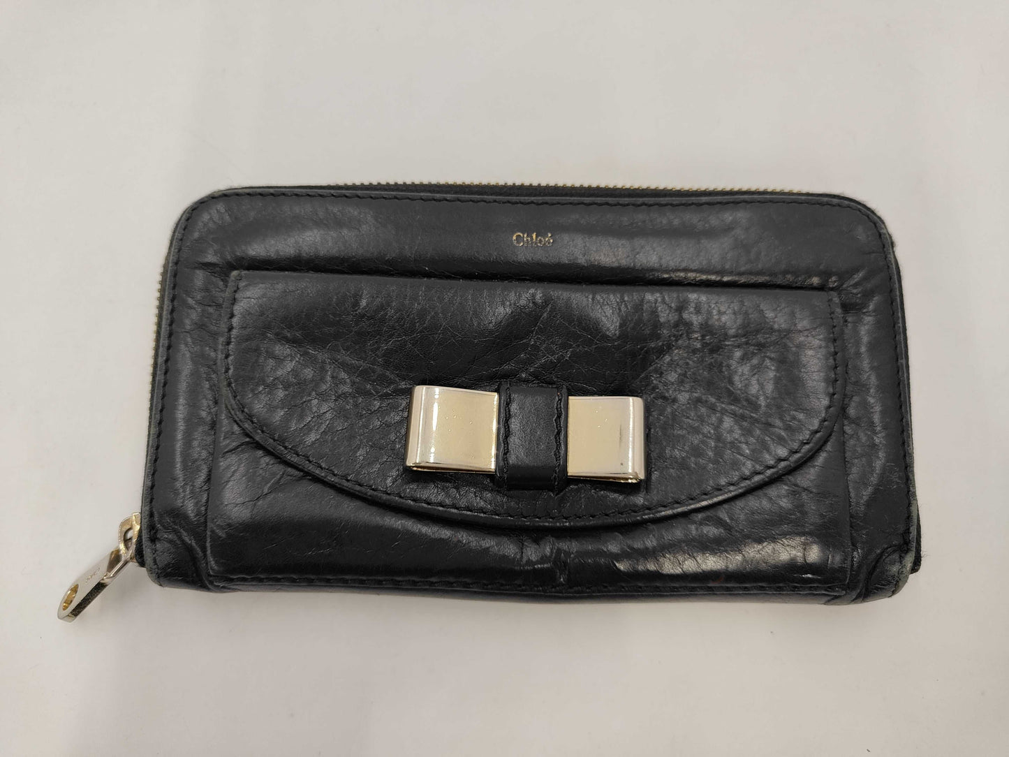 chloe Chloe Round Zipper Wallet