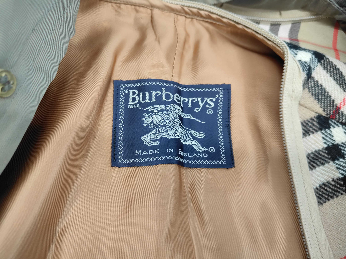 BURBERRY Coat Size 82A C-TK83 Coat