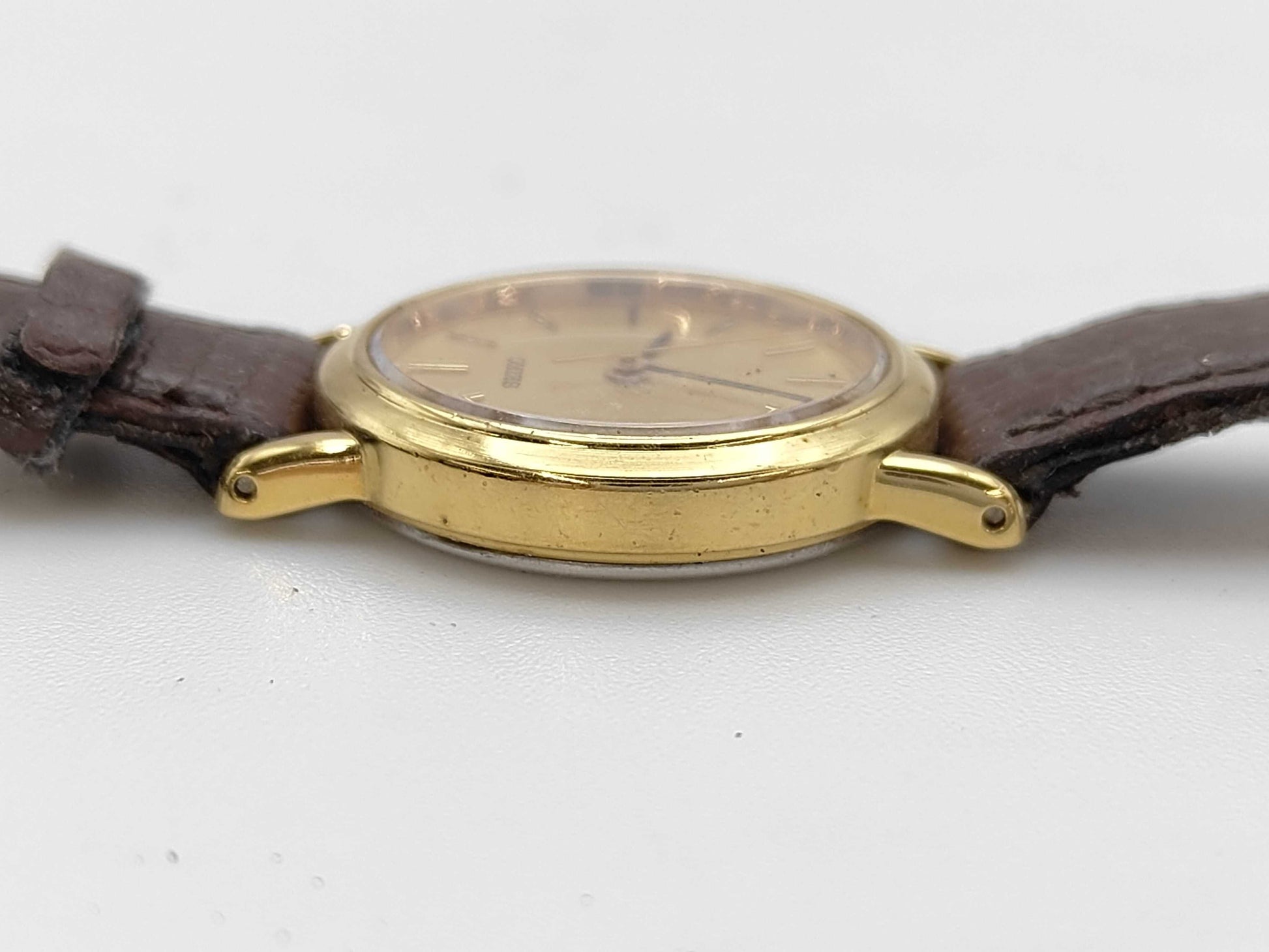 SEIKO 1F21-0C00 017945 Quartz Women's Watch