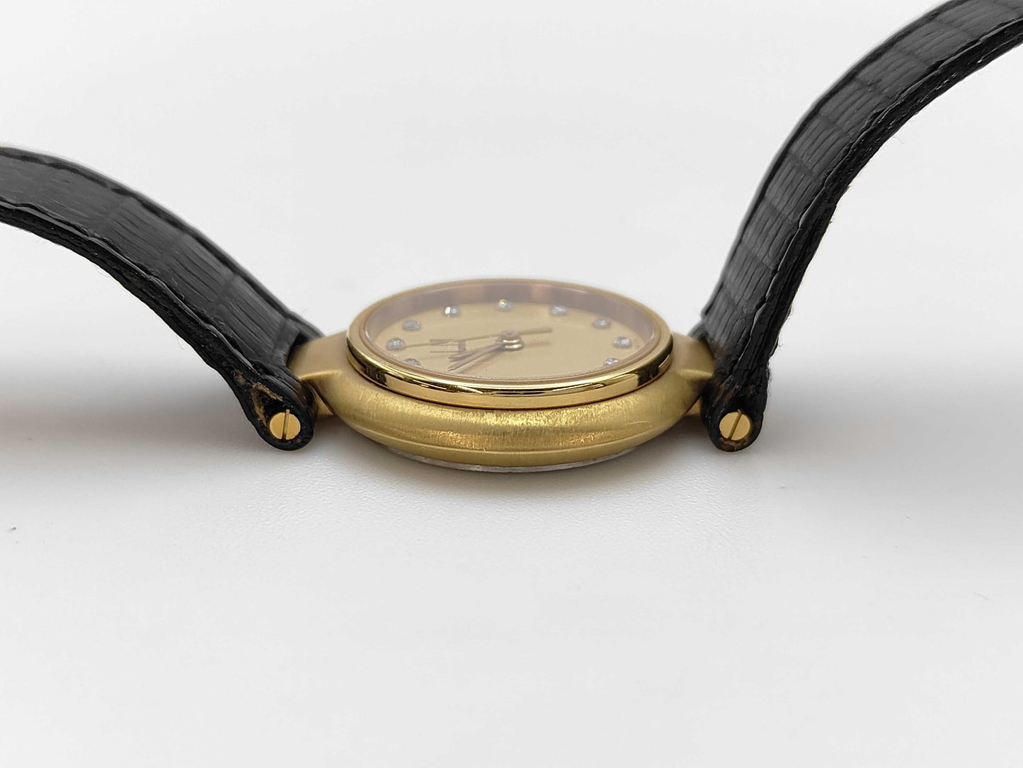 dunhill P12 16156 Quartz Women's Watch