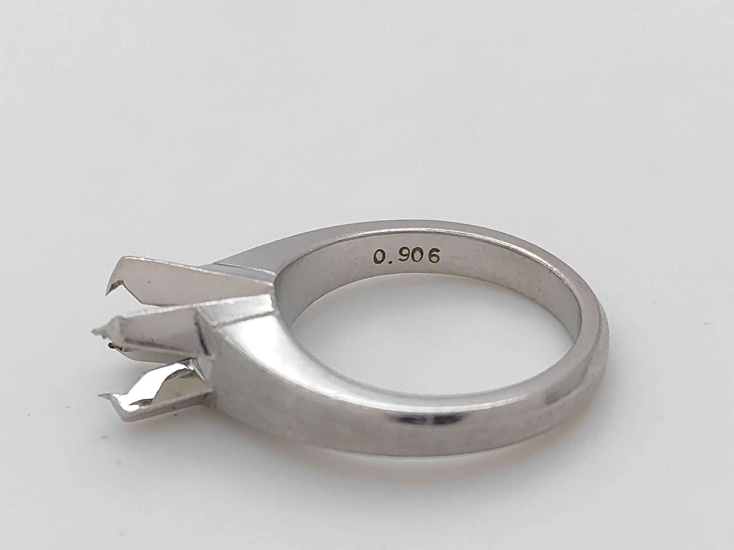 D0.905ct Pt900 11.6g Ring 