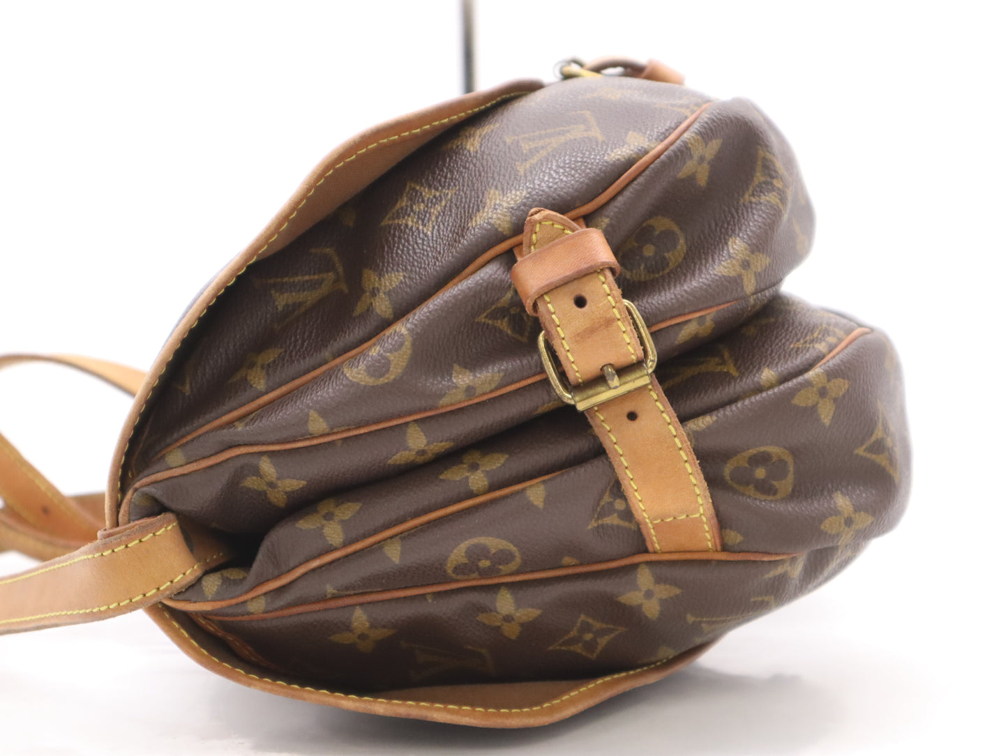 LOUIS VUITTON M42256 Monogram Saumur 30 Shoulder Bag