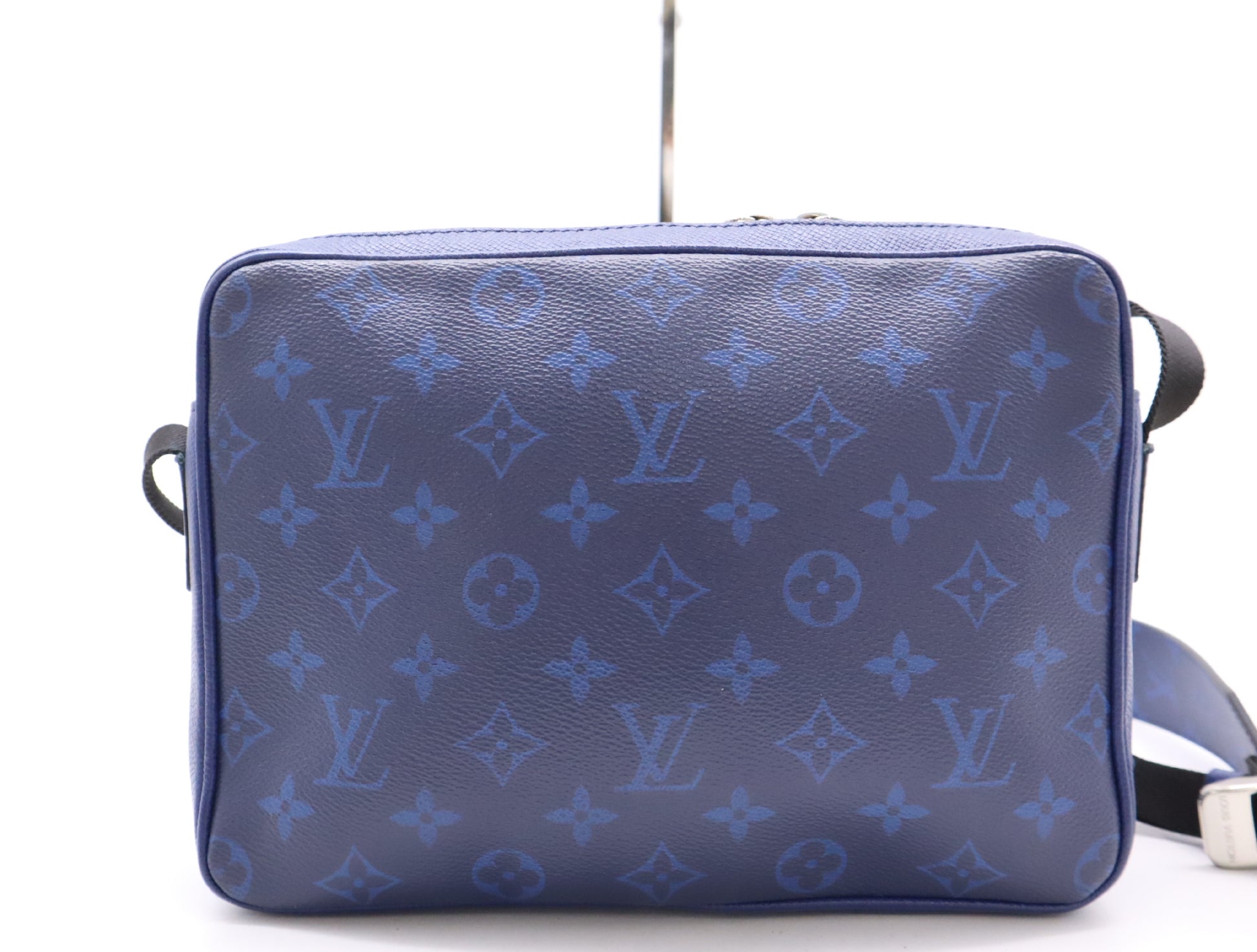 LOUIS VUITTON M30242 Taiga Rama Outdoor Messenger PM Cobalt Shoulder Bag