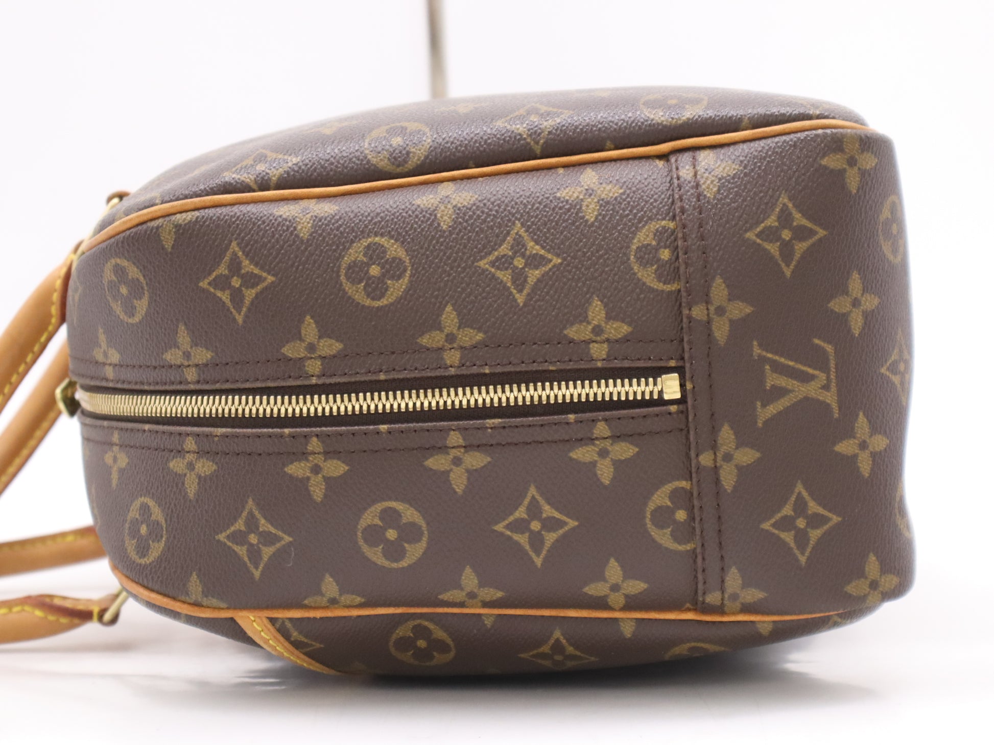 LOUIS VUITTON M47270 Monogram Deauville Handbag