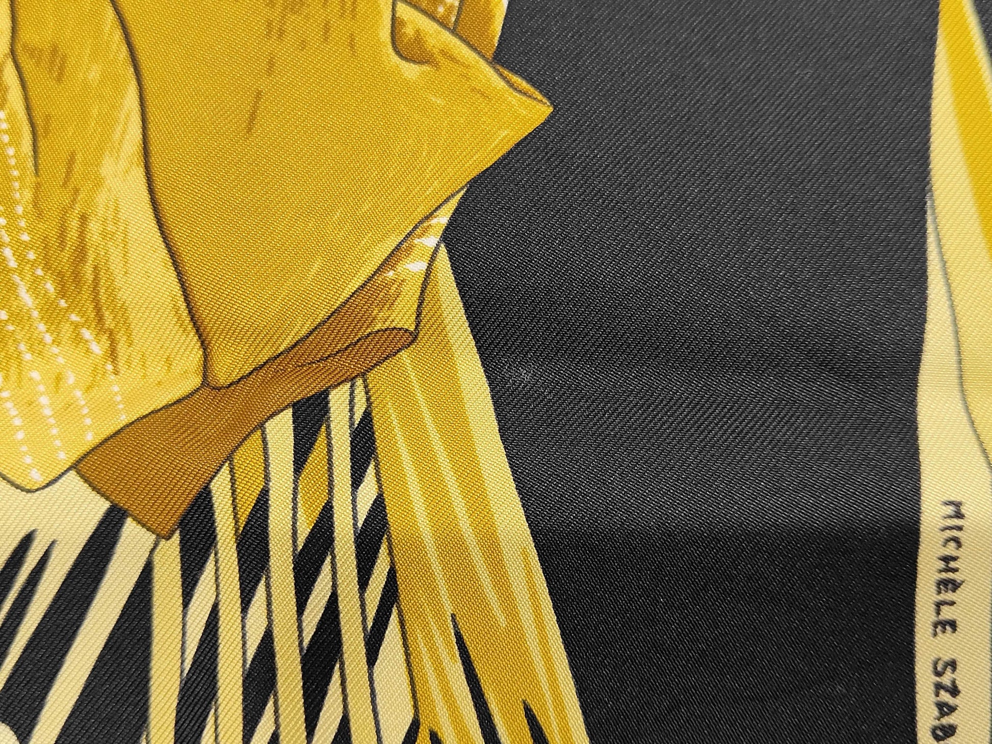 HERMES Silk Carré 90 TURBANS DES REINES Queen's Turban Scarf Black Brown