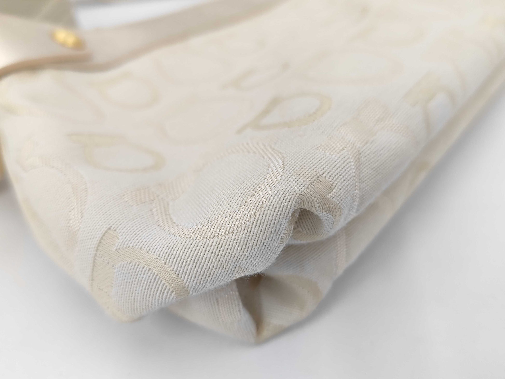 Salvatore Ferragamo AU-21/6342 Canvas and Leather Gancini Beige Shoulder Bag