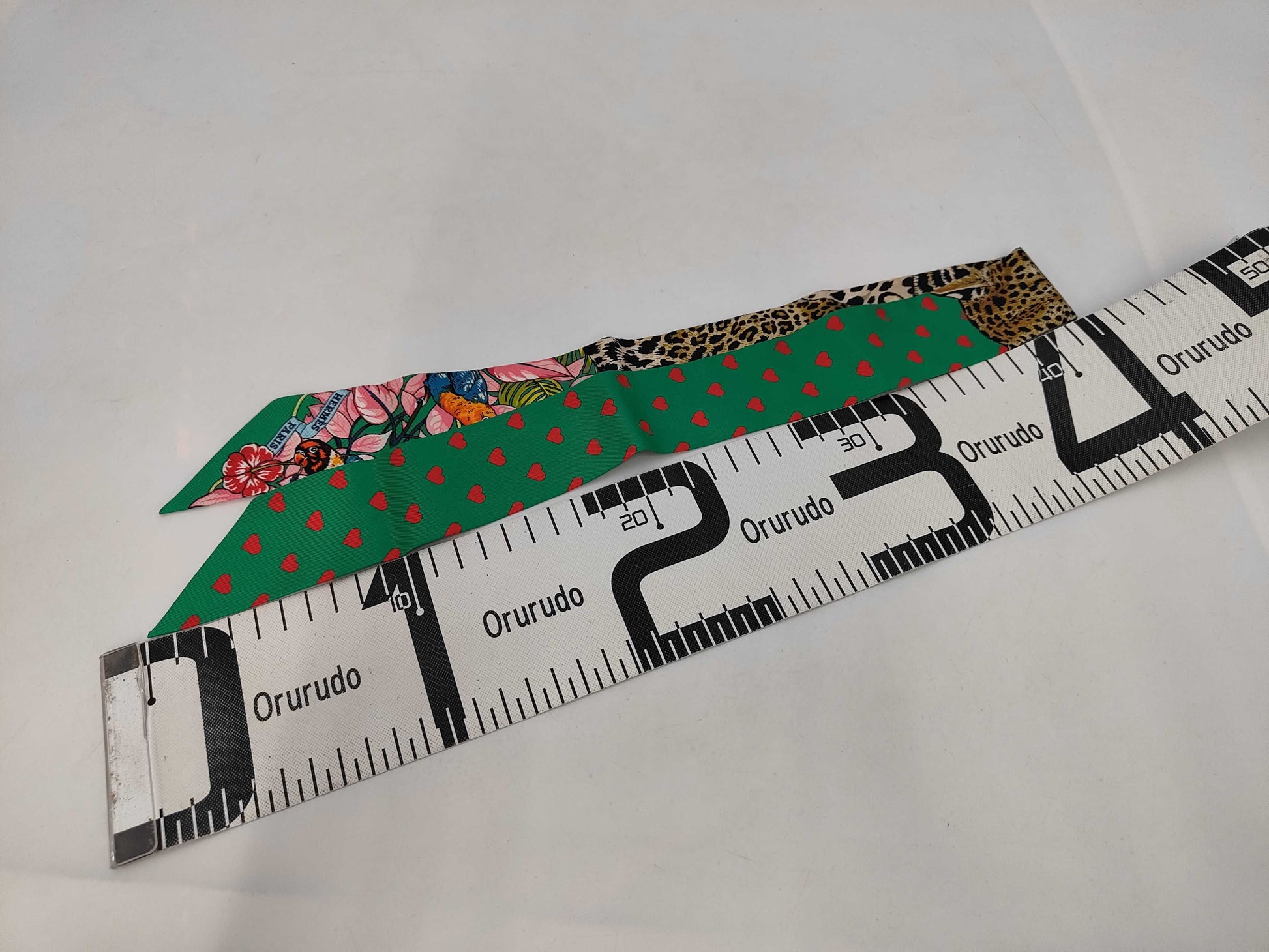 HERMES Silk Twilly Jungle Love Emeraude Green Scarf with Box