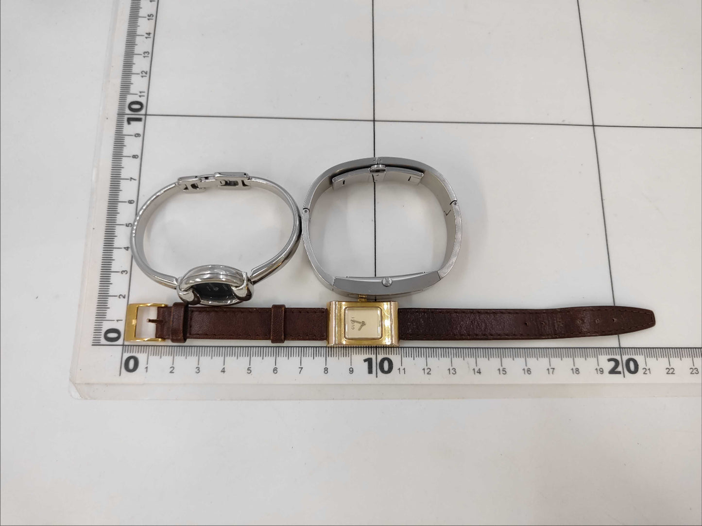 GUCCI 3-piece set Watches Summary Watches Summary 