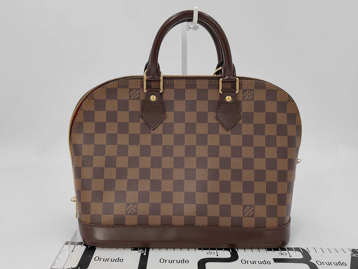 LOUIS VUITTON N51131 Damier Alma Handbag