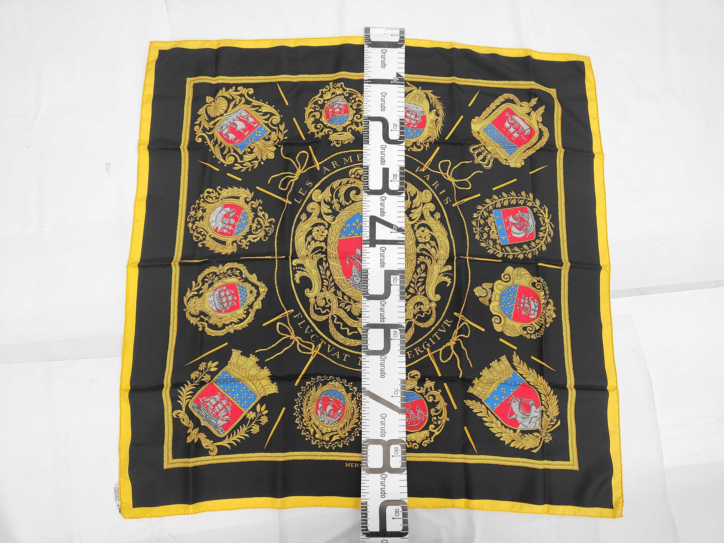 HERMES Silk Carré 90 LES ARMES DE PARIS Paris Coat of Arms Black Yellow Scarf