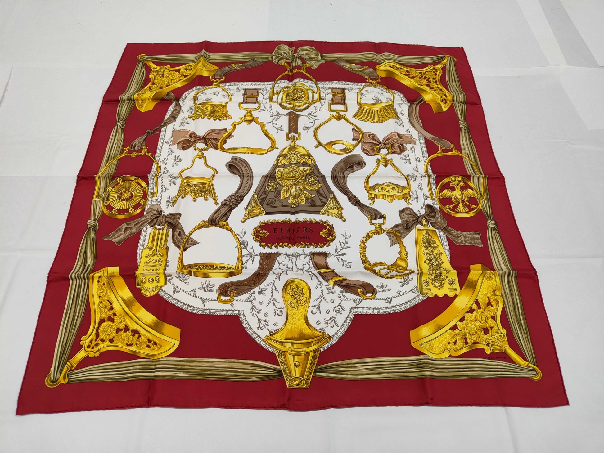 HERMES Silk Carré 90 ETRIERS Armor Scarf Brown Red White Yellow
