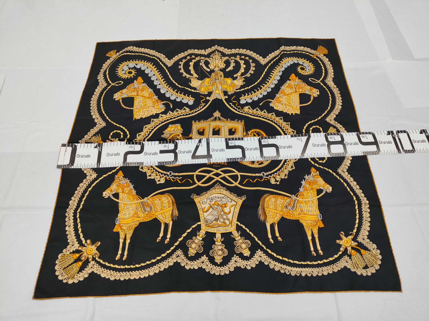 HERMES Silk Carré 90 SELLES A HOUSSE Cover Saddle Black Yellow Scarf