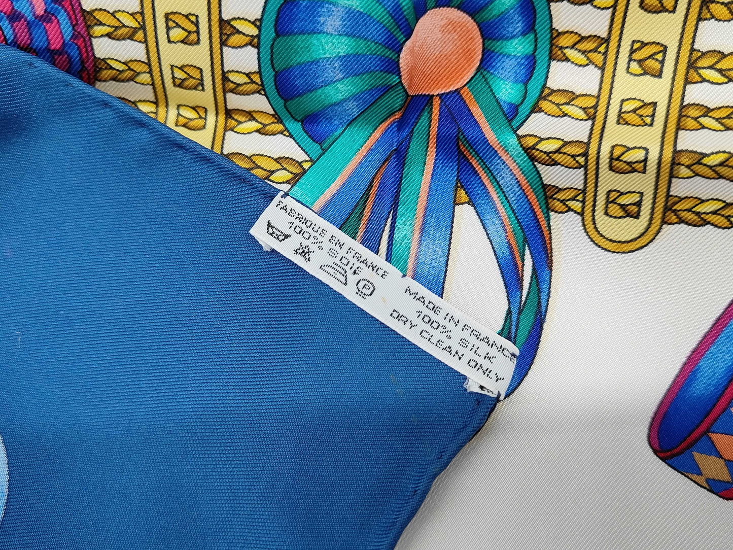 HERMES Silk Carré 90 LES RUBANS DU CHEVAL Horse Ribbon Blue Multicolor Scarf