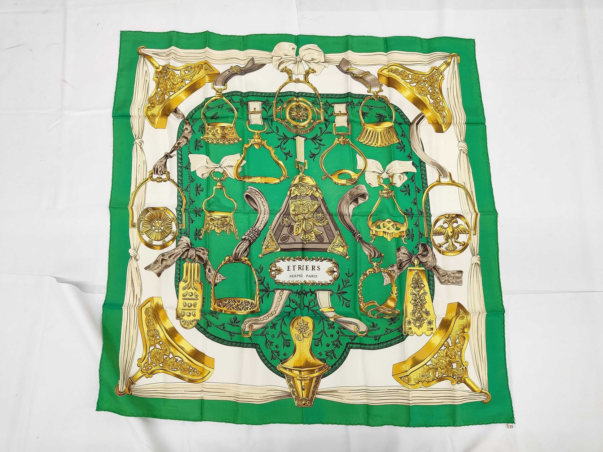 HERMES Silk Carré 90 ETRIERS Armor Scarf Brown Green White Yellow