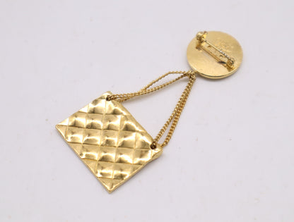 CHANEL GP Coco Mark Matelasse Gold Brooch