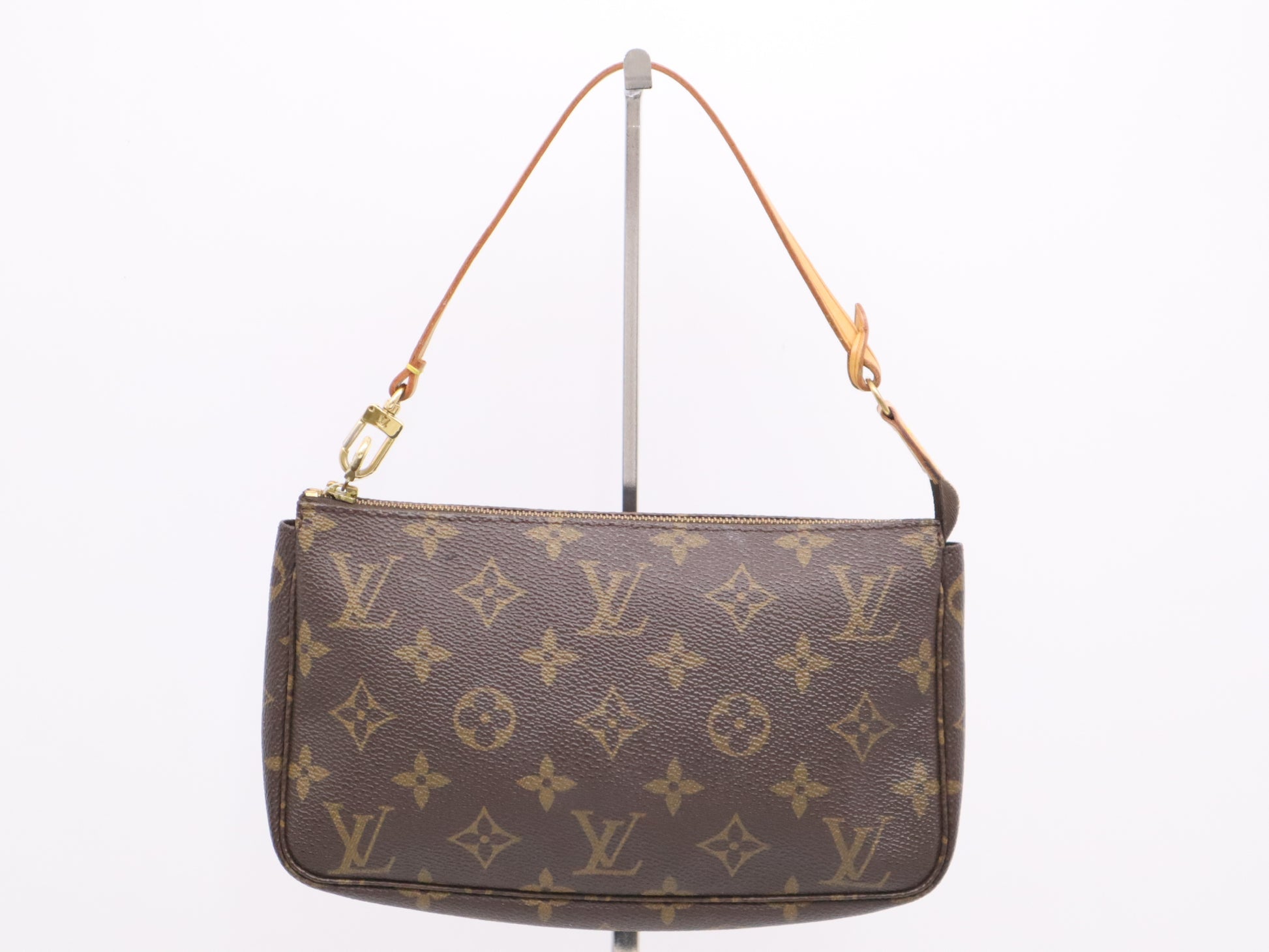 LOUIS VUITTON M51980 Monogram Pochette Accessory Pouch