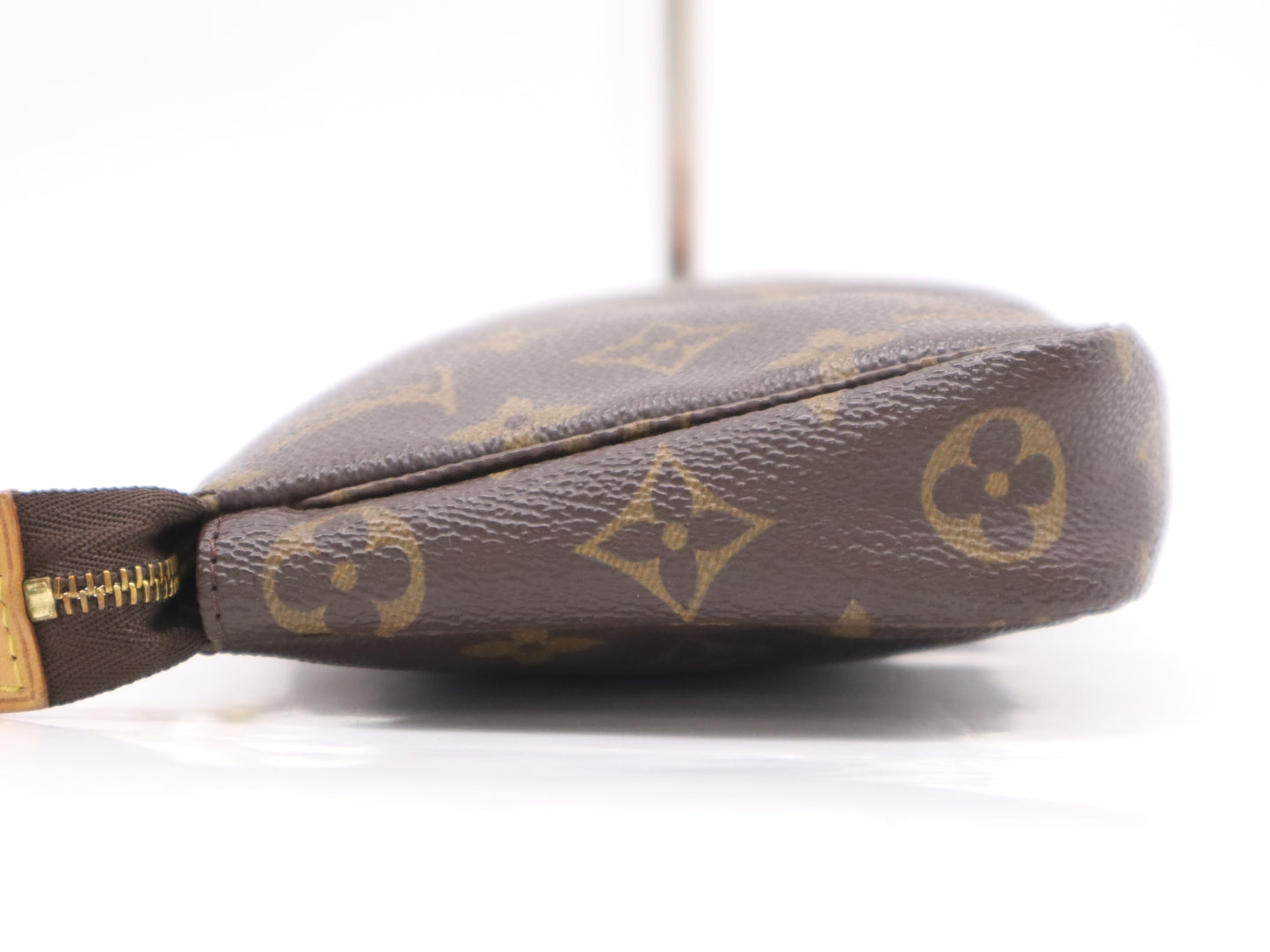 LOUIS VUITTON M51980 Monogram Pochette Accessory Pouch