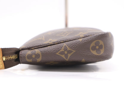 LOUIS VUITTON M51980 Monogram Pochette Accessory Pouch