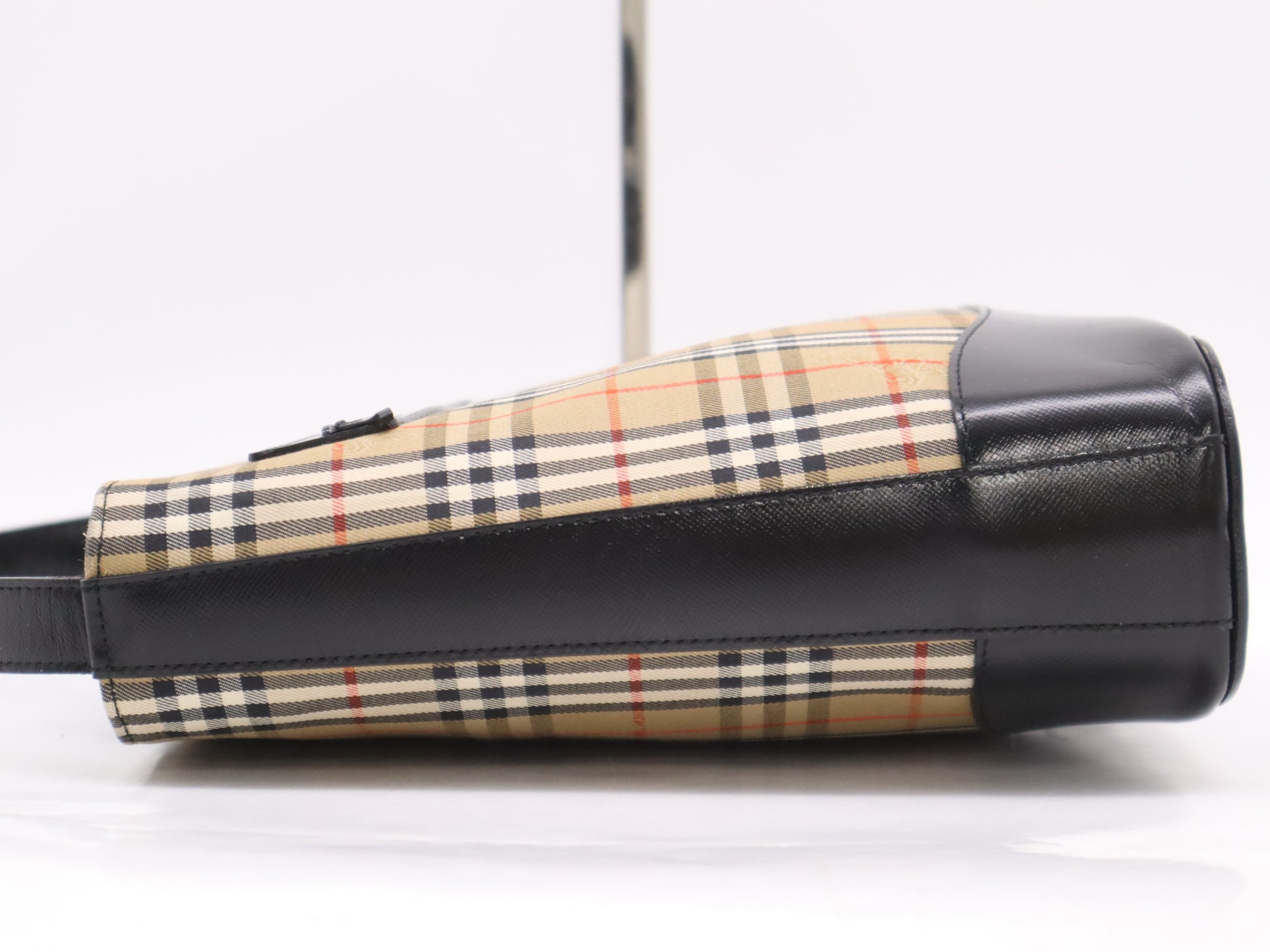 BURBERRY FB3016 Canvas x Leather Nova Check Shoulder Bag Brown Black Shoulder Bag with Charm