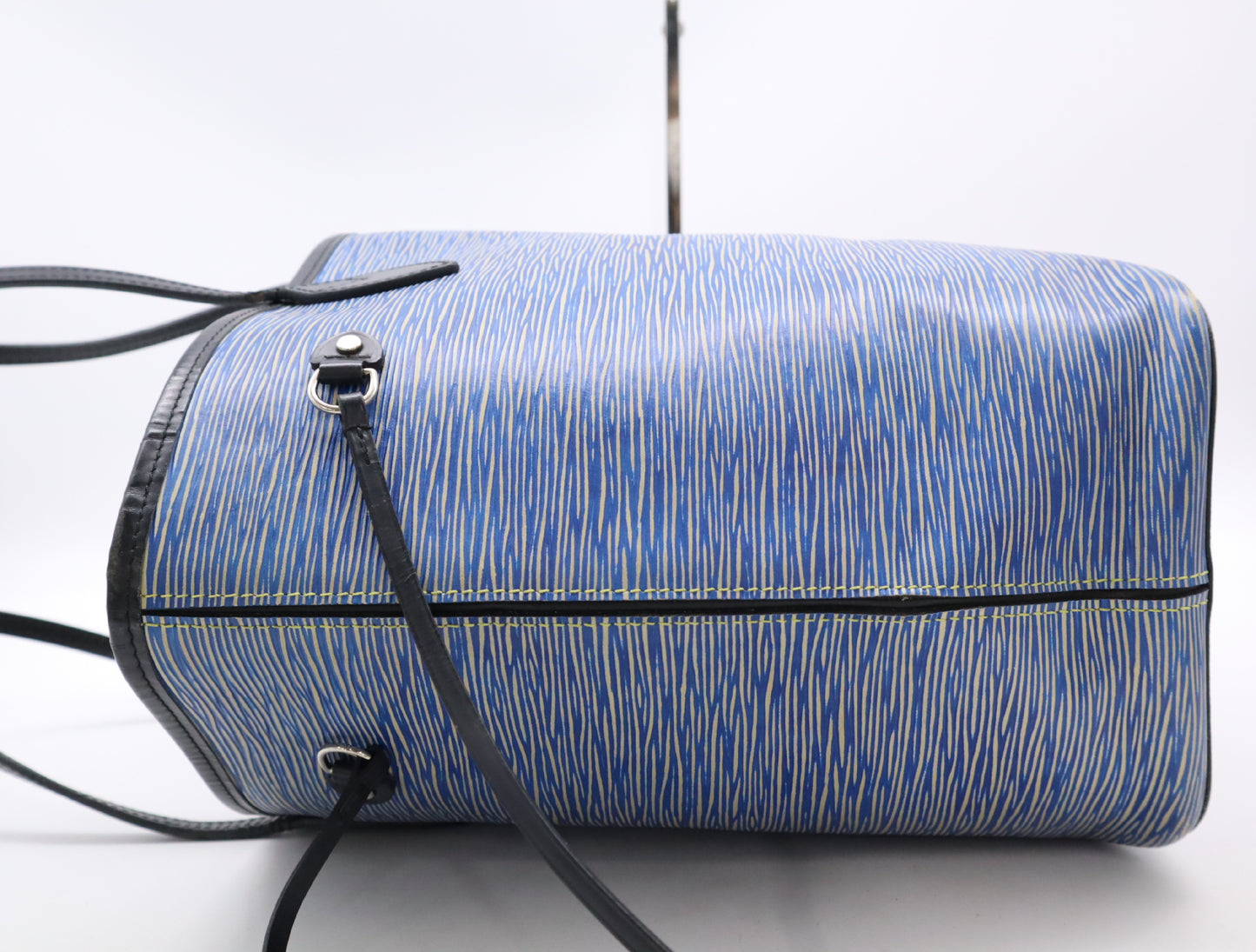 LOUIS VUITTON M51053 Epi Never Full MM Denim Blue Tote Bag with Pouch & Storage Bag