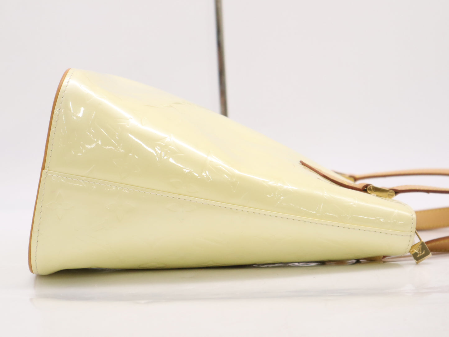 LOUIS VUITTON M91004 Vernis Houston Beige Handbag