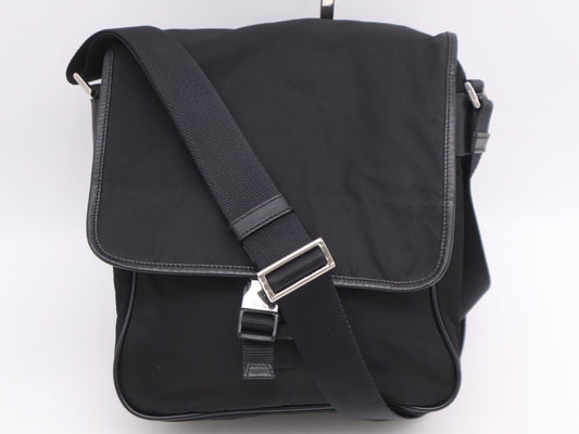 PRADA V167 Nylon x Leather Triangle Logo Messenger Bag Black Shoulder Bag
