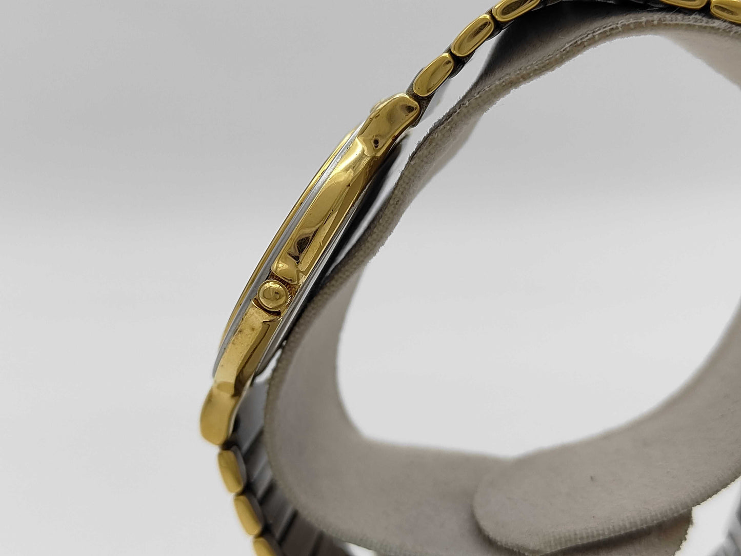 Yves Saint Laurent 4620-E62267Y 6N0120 Quartz Women's Watch