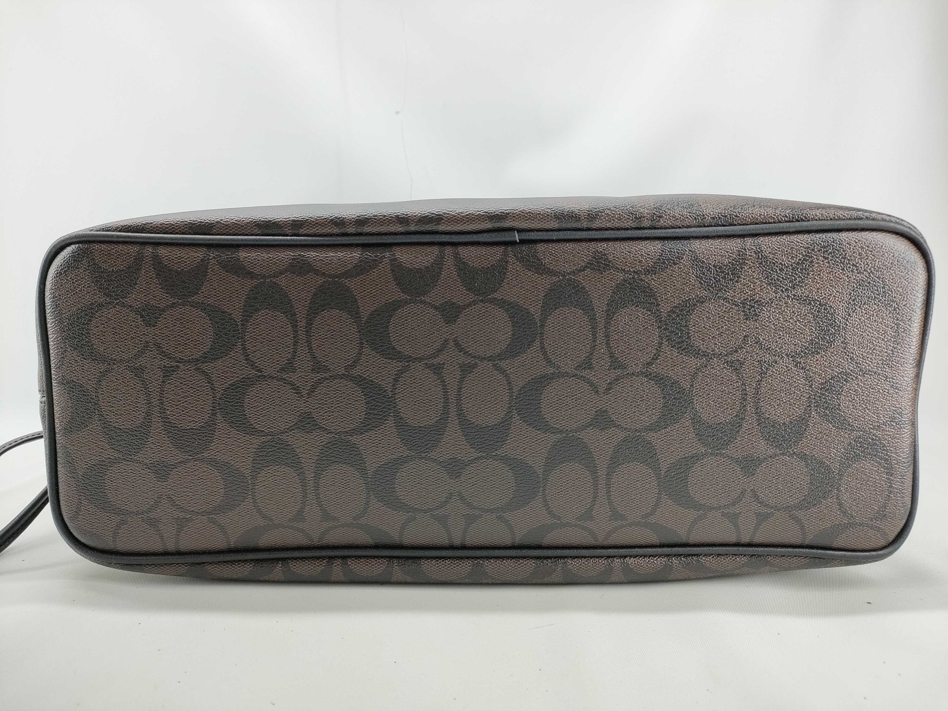 COACH Signature Coach 2-way Tote Bag F57842