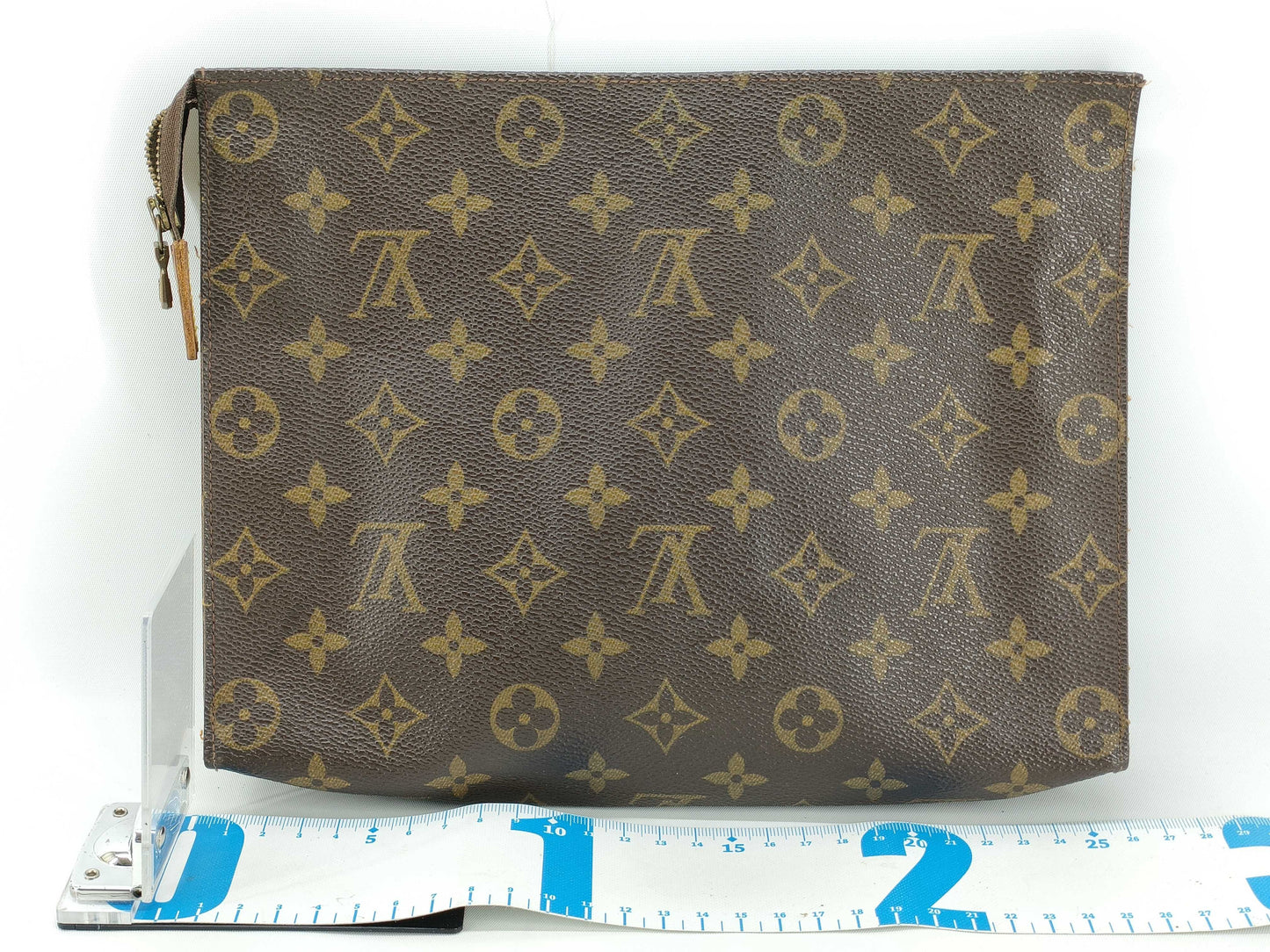 LOUIS VUITTON Monogram Poche Toilette 883AN Pouch