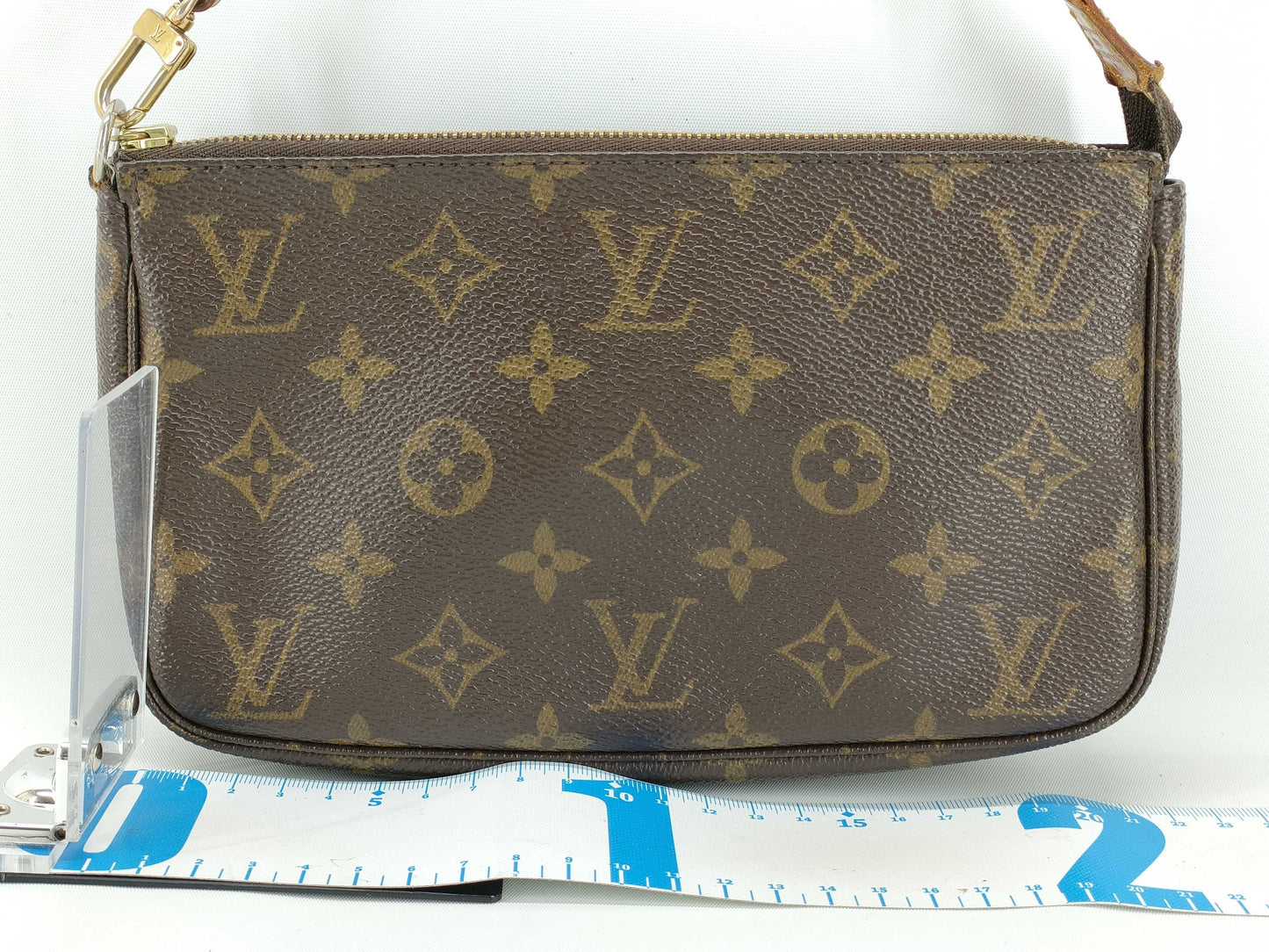 LOUIS VUITTON Monogram Accessoires VI0050 Handbag