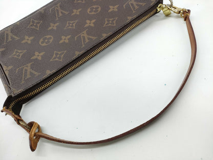 LOUIS VUITTON Monogram Accessoires VI0050 Handbag
