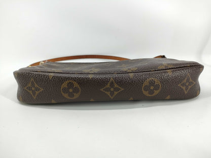 LOUIS VUITTON Monogram Accessoires VI0050 Handbag