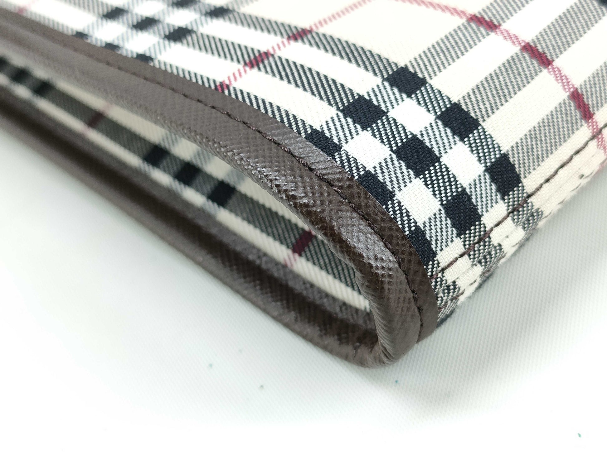 BURBERRY Nova Check Shoulder Bag