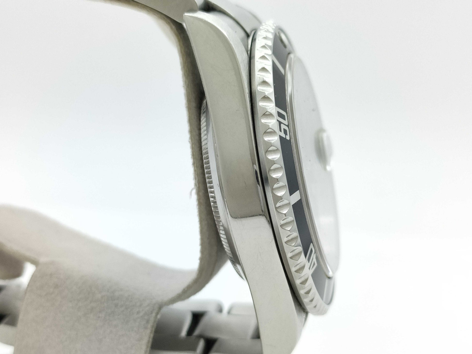 ROLEX 16610 D046840 Black Dial Oyster Men's Watch