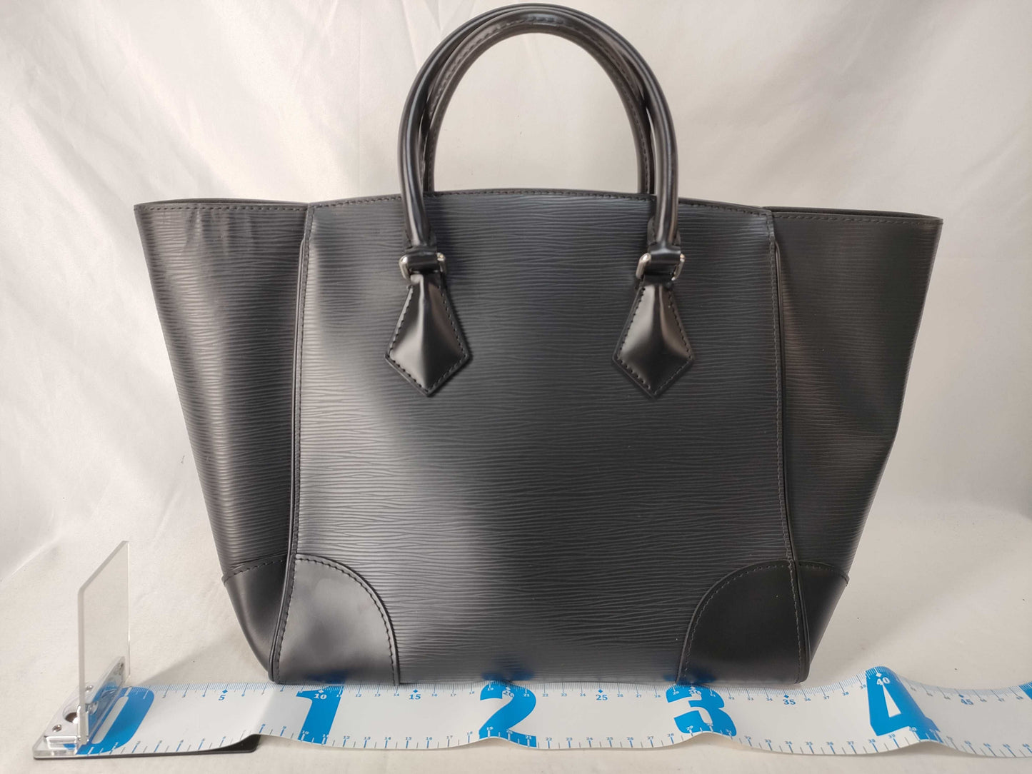 LOUIS VUITTON Epi Phoenix PM Handbag, Black, with Handbook, CA4185