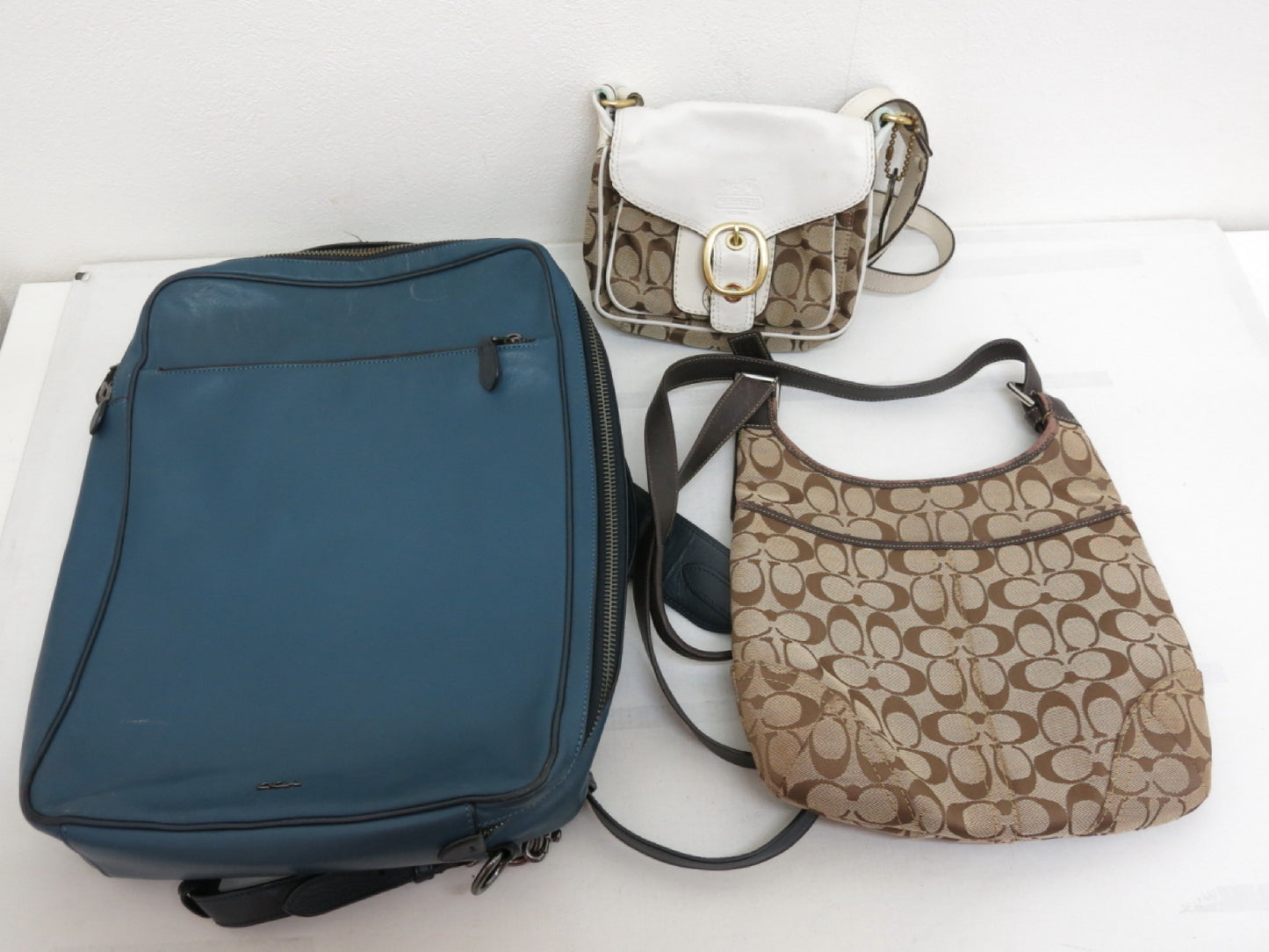 COACH COACH 3-Point Signature Canvas and Leather Shoulder Bag Backpack Beige Navy