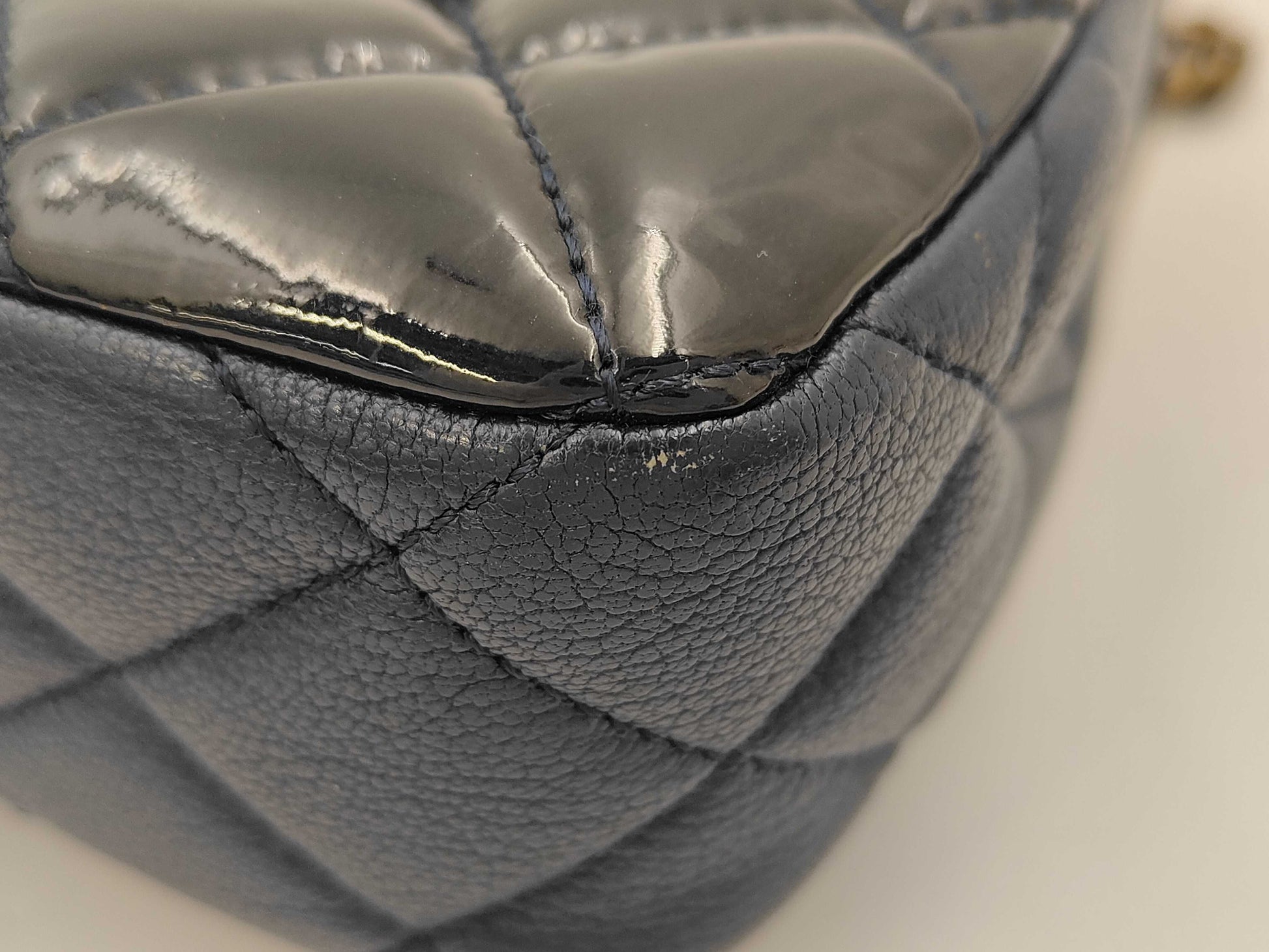 CHANEL Matlasse Patent Vintage Chain Shoulder Bag 21st Shoulder Bag